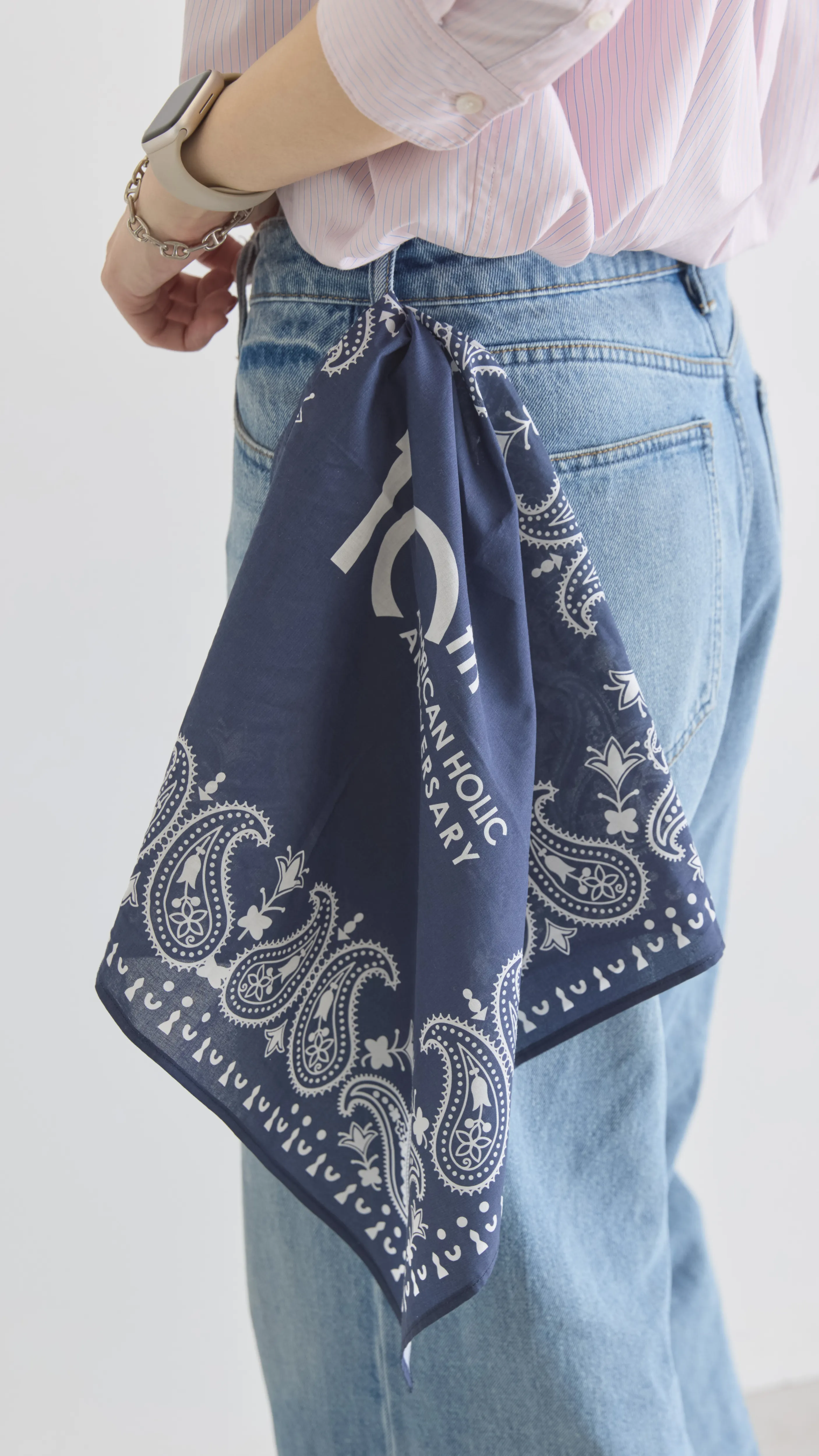 ベルトループに通してアクセントに◎