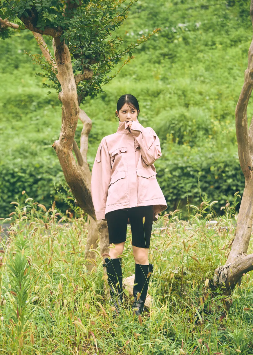 LOOK 01