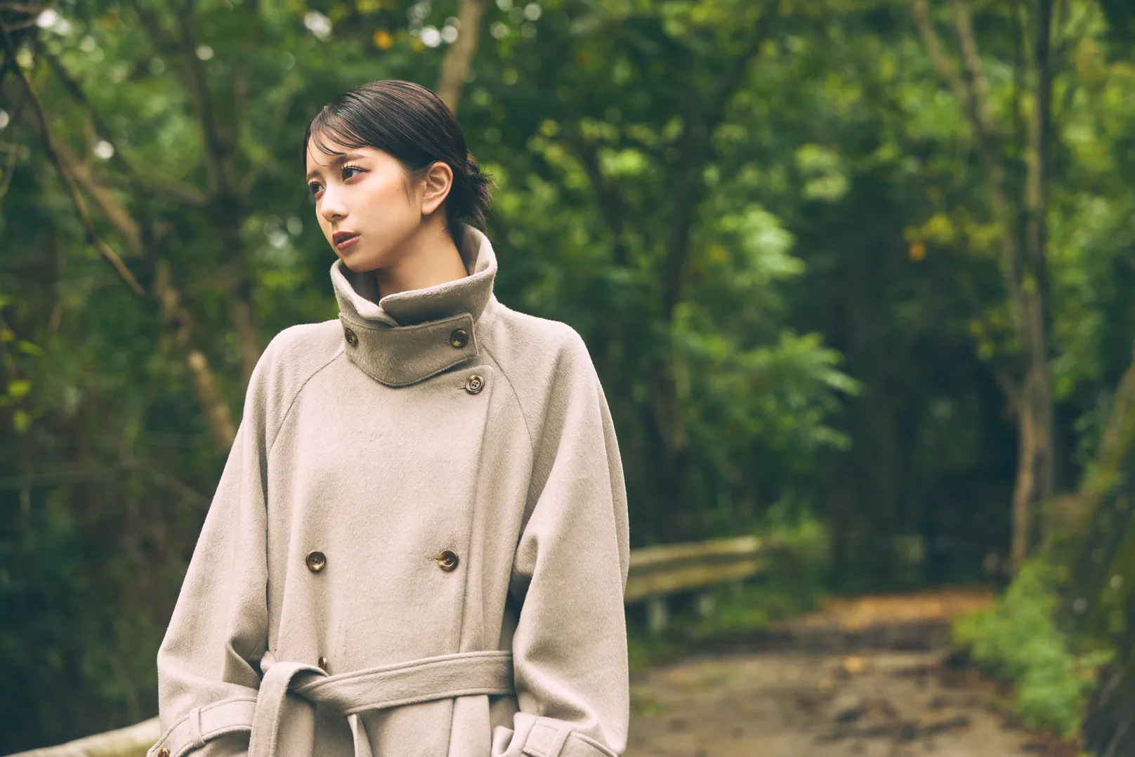 LOOK 03