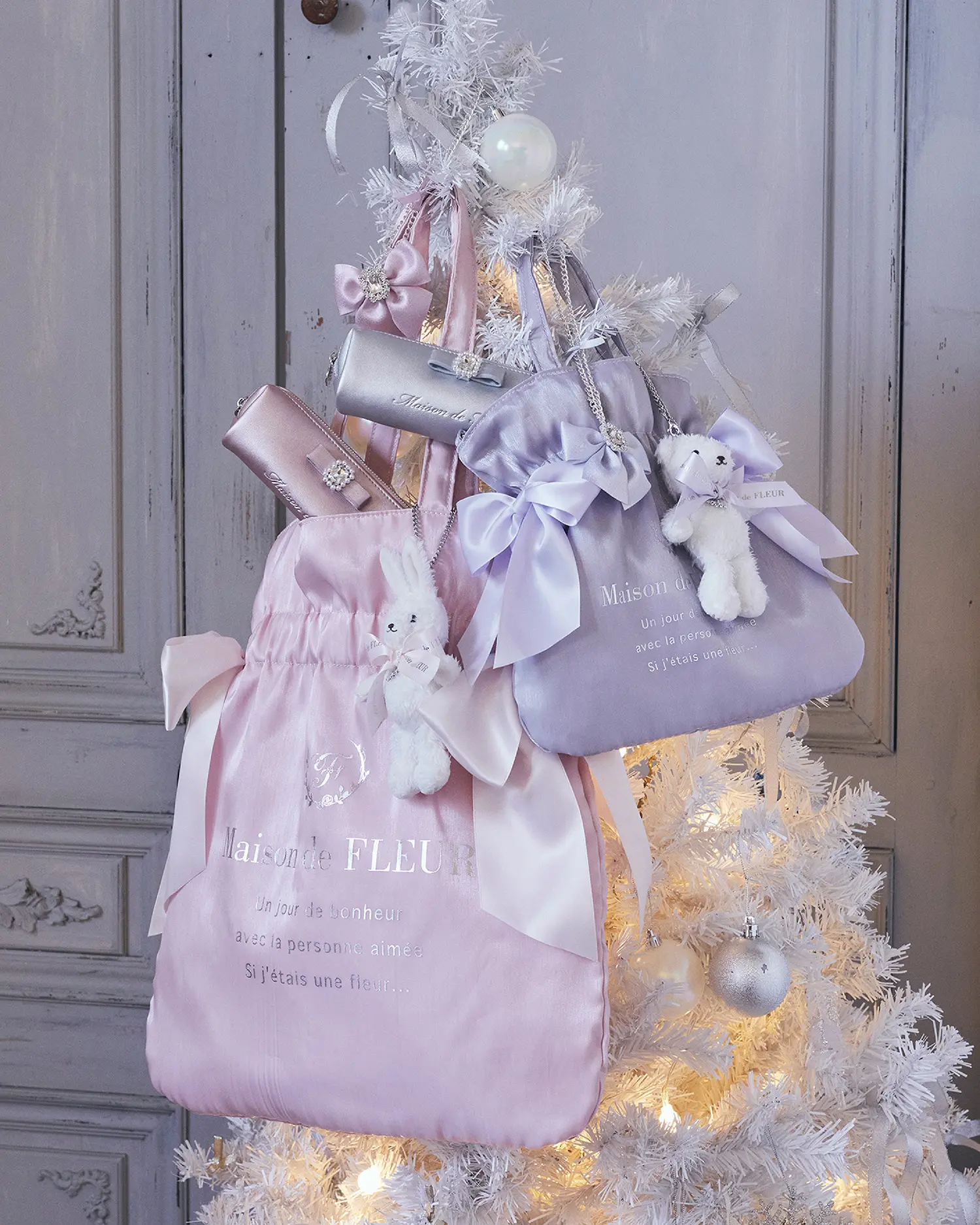 Maison de FLEUR 2025 NOËL BLUE & BLANC Maison de FLEUR 2025 NOËL BLUE & BLANC