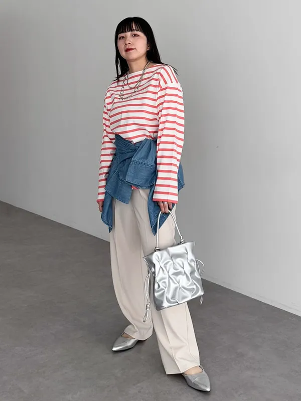 ボーダー×デニム×テーパードパンツのきれいめマリンルック | 17度 服装