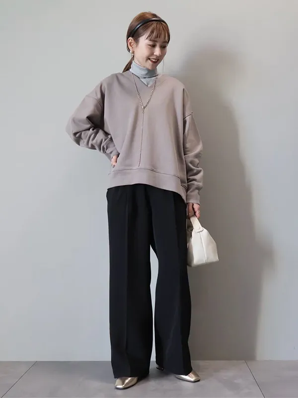 肌寒さも回避でき旬な着こなしも叶えるトップスレイヤード | 17度 服装