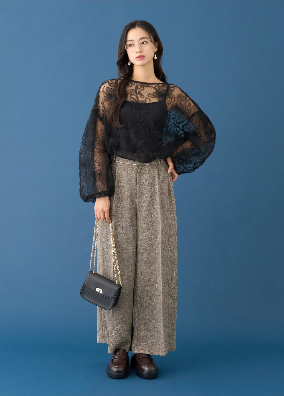 アフターヌーンティー Look 1