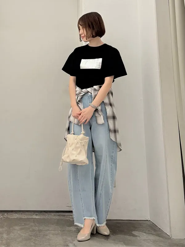 技ありデザインTシャツ＆デニムで定番カジュアルを刷新 | 20度 服装