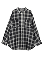 オーバーサイズチェックシャツ ｜気温20度の服装はコレ！最高/最低20度別のおすすめコーデ【2026年最新】｜ストライプクラブ