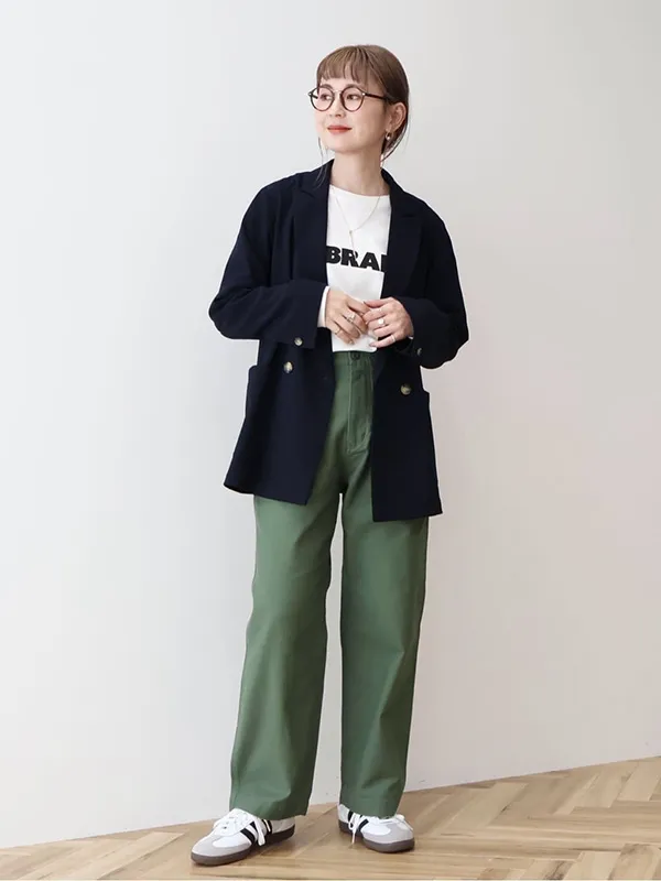 ナチュラルカジュアルにもマッチするゆったりジャケット | 20度 服装