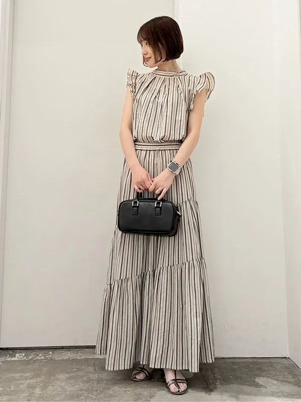 纏うだけで即おしゃれな夏に映えるブラウス×スカートのセットアップ | 28度服装