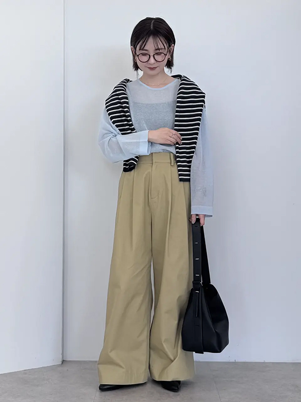 トレンドのシアーニット×タックパンツで最強の今っぽお出かけルック | レディースコーデ 服装