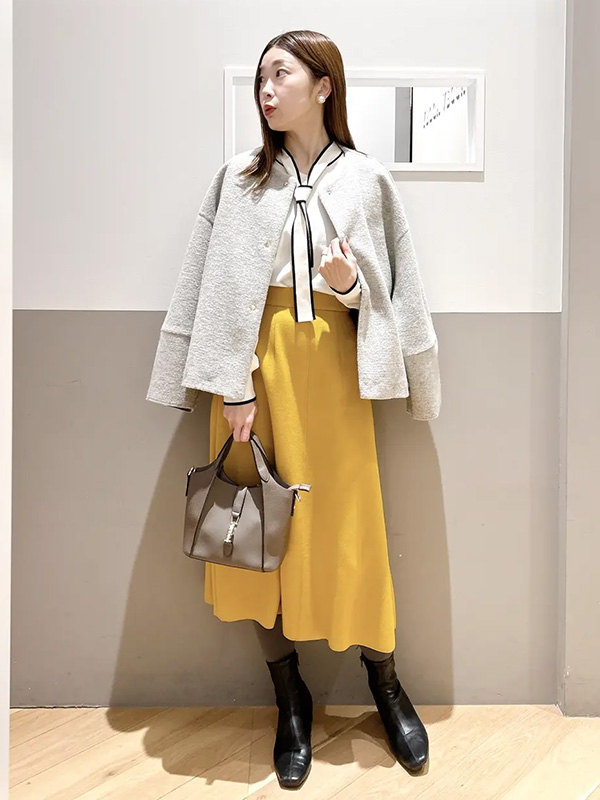 あたたかく上品なメルトンスカートのきれいめオフィススタイル | 冬服 レディース