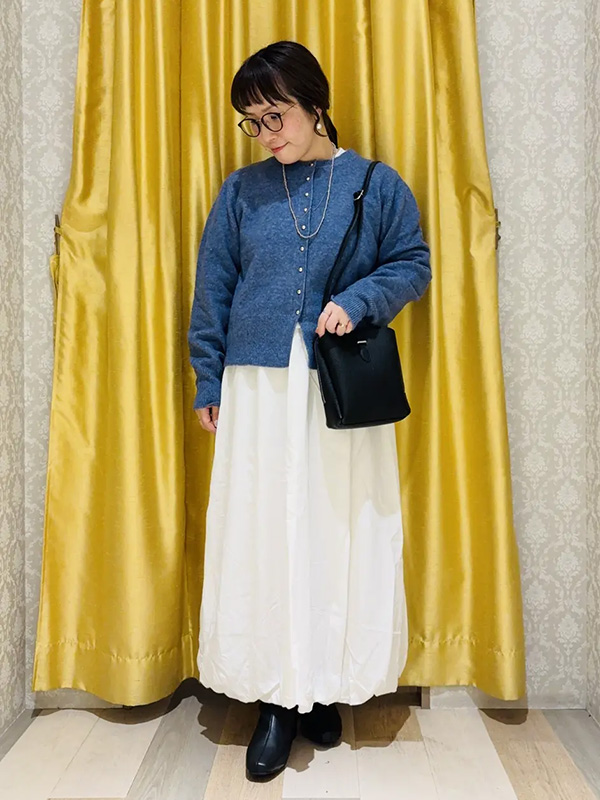 あわせるアイテムで甘さを調整 | 冬服 レディース