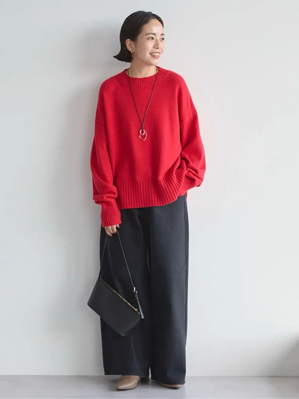 無条件にかわいいレッドニットのデニムスタイル | 冬服 レディース