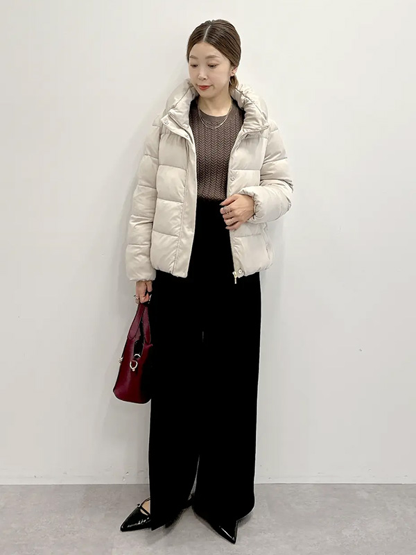 あたたかく軽い中綿ブルゾンで冬コーデをパッと明るく | 冬服 レディース