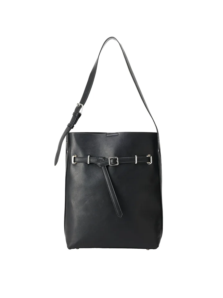 【A4対応】ベルトデザインワンハンドルショルダーバッグ