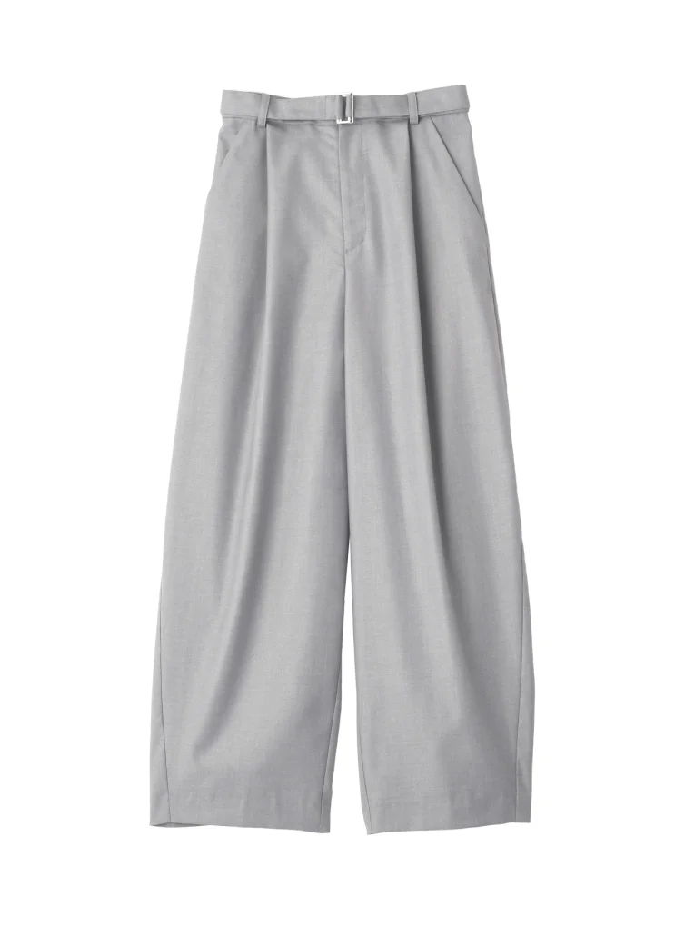 ベルト付きカーヴィーパンツ