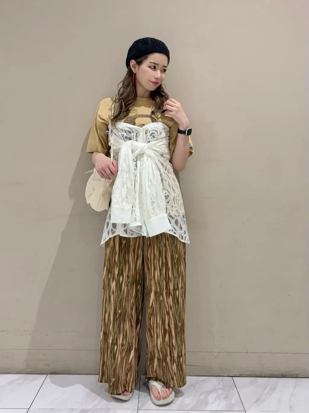 人気スタッフsumiが着こなすSHIRT STYLING