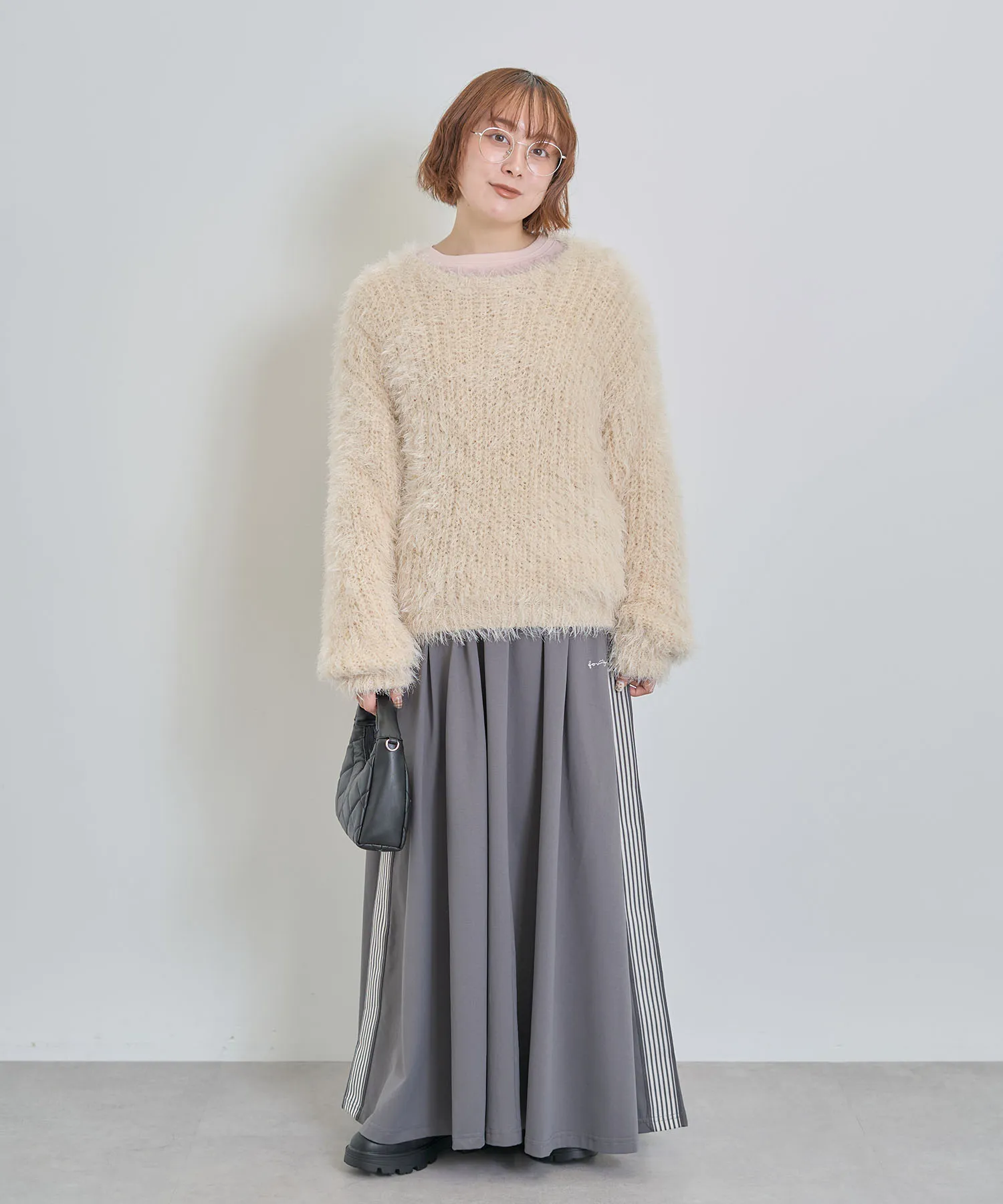 秋の主役はどっち?KNIT vs SWEAT