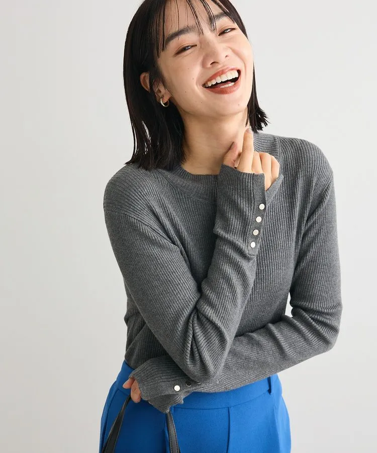 袖口金釦リブニットプルオーバー